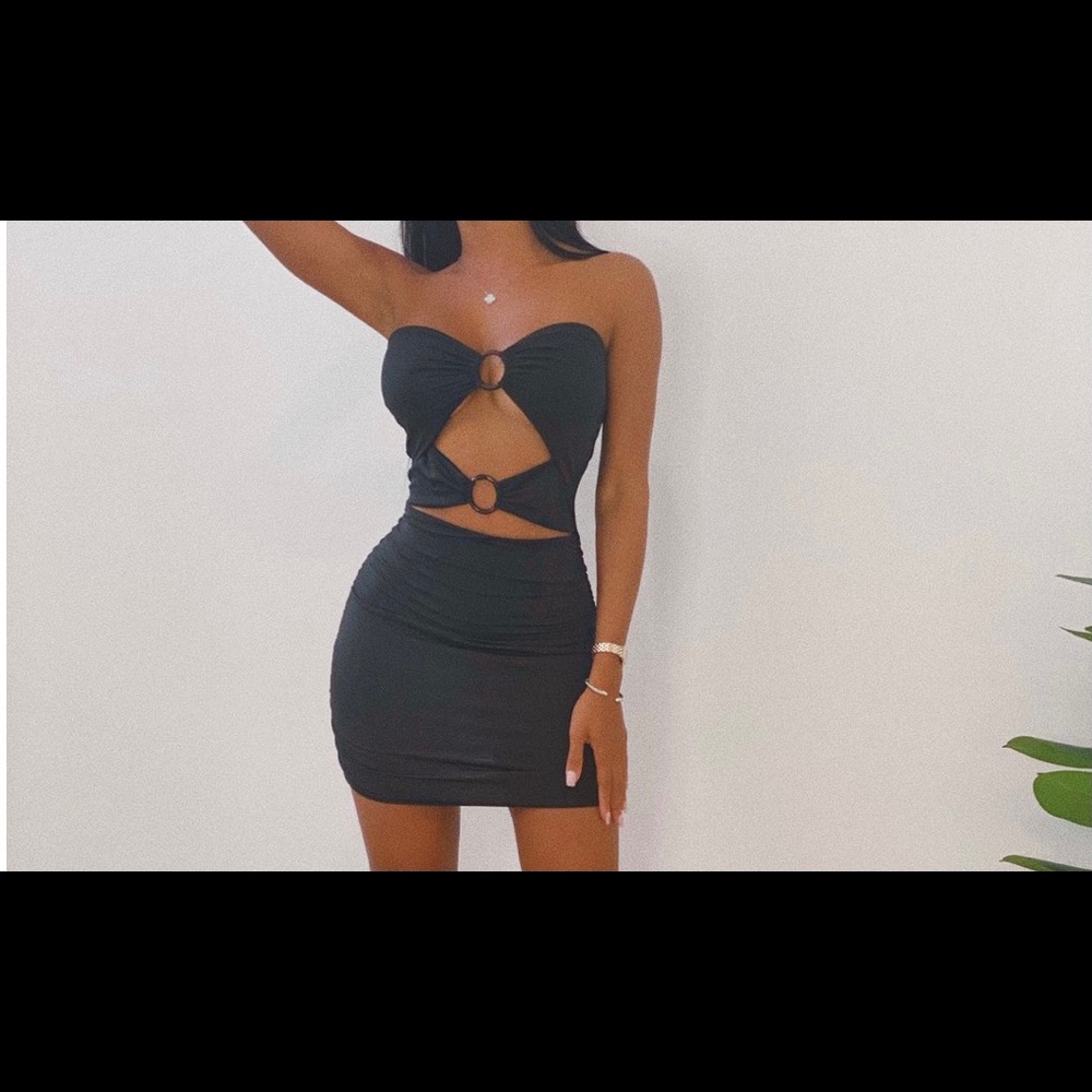 Black vixen midi dress